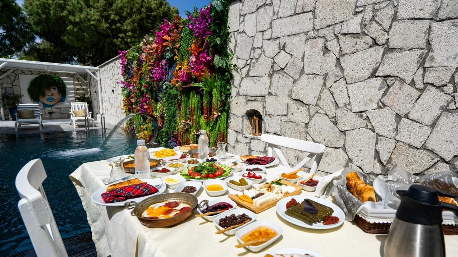 Lulu Inn Hotel Çeşme Eksteriør bilde